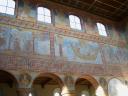 Oberzell, Fresco, links